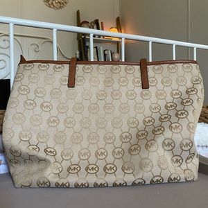 Michael kors montauk beige tote